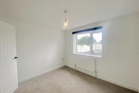 BEDROOM 2.jpeg