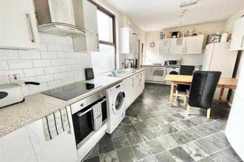 KITCHEN A.jpg