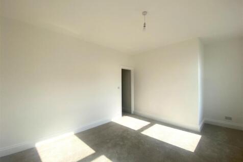 BEDROOM 8.jpeg
