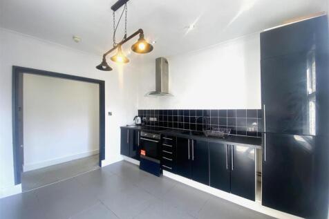 KITCHEN.jpeg