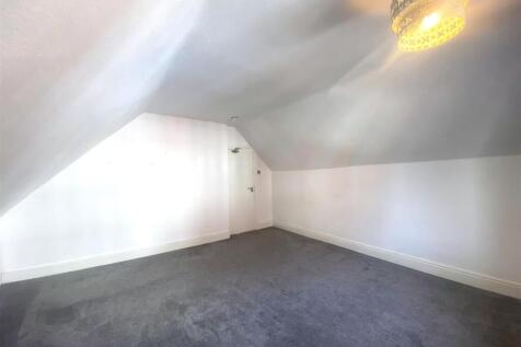 BEDROOM 5.jpeg