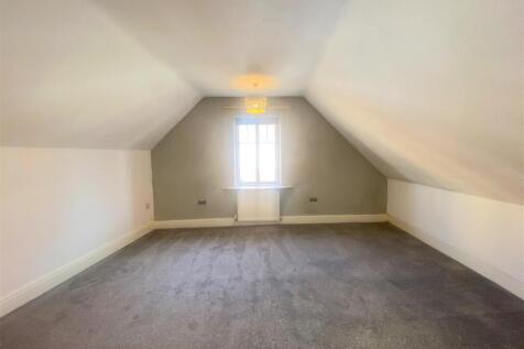 BEDROOM 7.jpeg