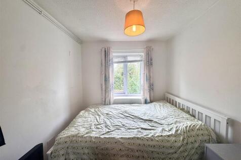 BEDROOM 3.jpg