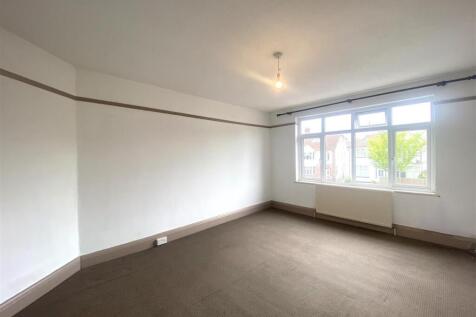 BEDROOM 2.jpeg