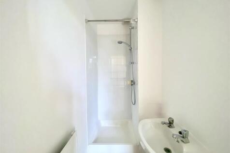 SHOWER.jpg