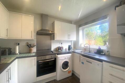 KITCHEN 2.jpeg