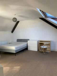 BEDROOM 1.jpg