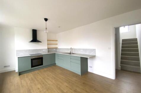 KITCHEN 2.jpeg