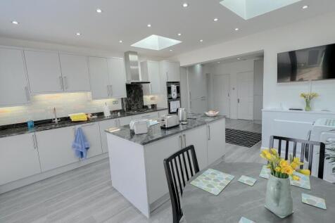 7th Photo Of Kitchen