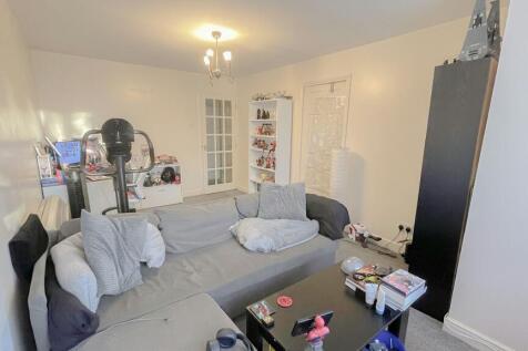 2nd Photo of Lounge
