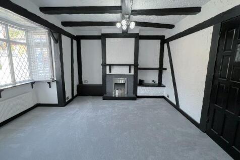 2nd Photo of Lounge