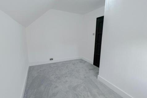 3rd Photo of Bedroom 2