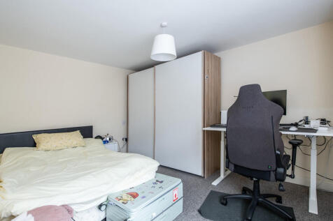 28 St Marys Court...