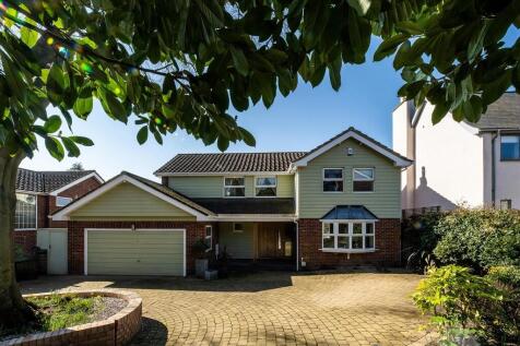 4 Hardwick Grove ...