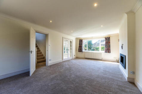 4 Hardwick Grove ...