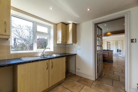 4 Hardwick Grove ...