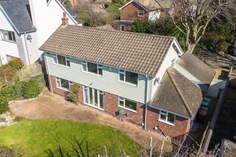 4 Hardwick Grove ...