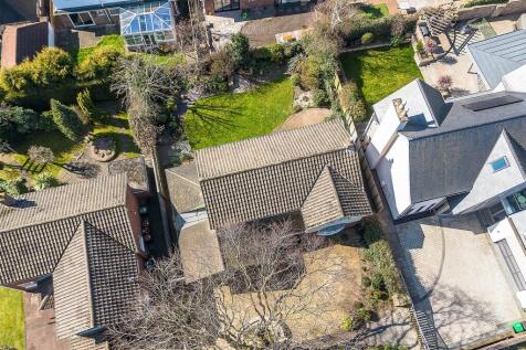 4 Hardwick Grove ...