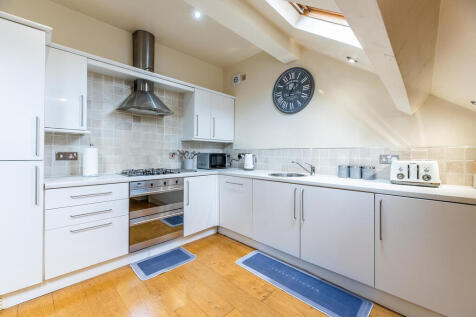 7 Redcliffe Road ...