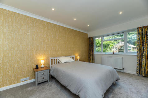 1 Yew Close 051