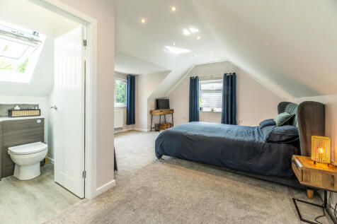 1 Yew Close 060