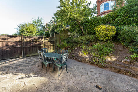 31 Tattershall Dr...