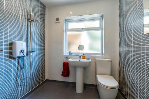 6 Moss Rise 025
