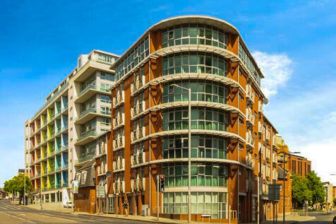 Bloomsbury Court-...