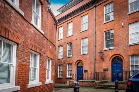 33 Kings Court 00...