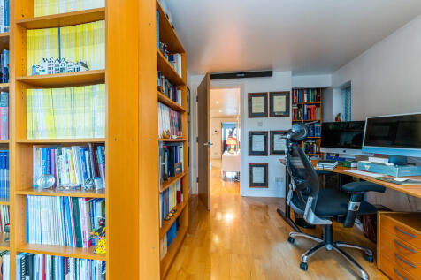 33 Kings Court 02...