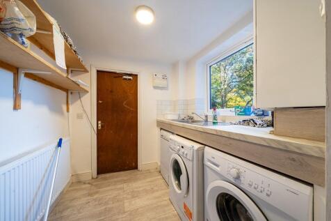 25241-09 Langham ...