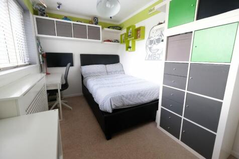 BEDROOM 3