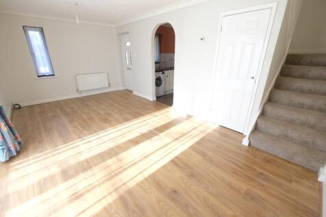 SITTING/DINING ROOM