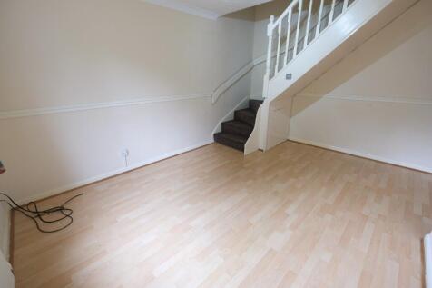 SITTING/DINING ROOM