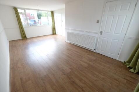 SITTING/DINING ROOM