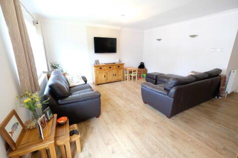 OPEN PLAN ROOM