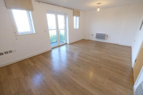SITTING/DINING ROOM