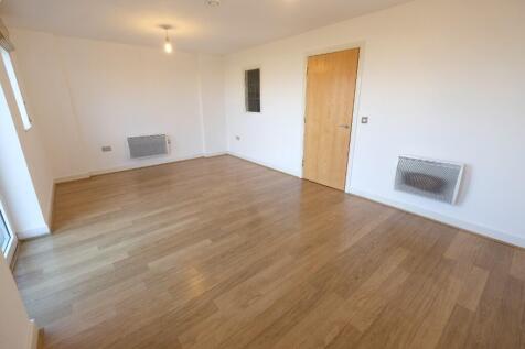 SITTING/DINING ROOM