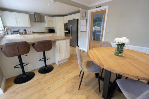 OPEN PLAN ROOM