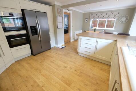 OPEN PLAN ROOM