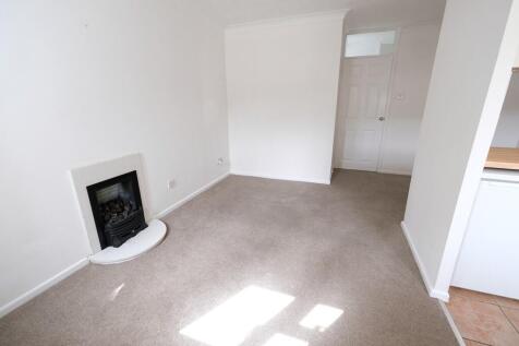 SITTING/DINING ROOM