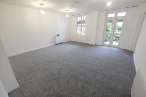 SITTING/DINING ROOM