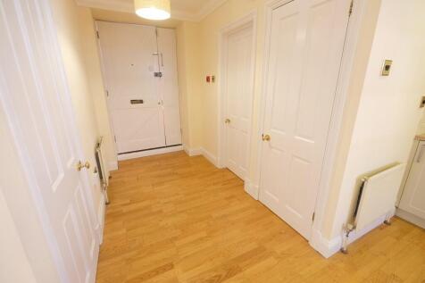 OPEN PLAN ROOM