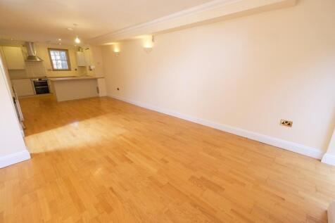 OPEN PLAN ROOM