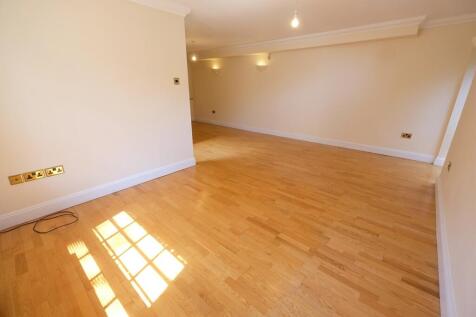 OPEN PLAN ROOM