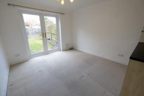 OPEN PLAN ROOM