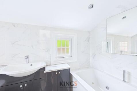 Bath/Shower room