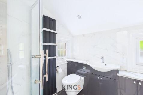 Bath/Shower room