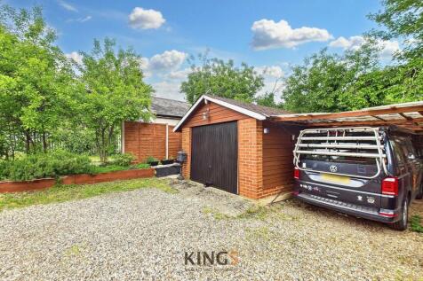 Garage &amp; Car port