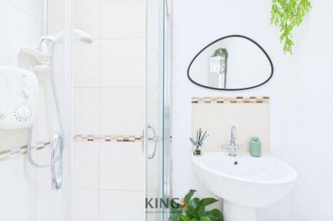 En Suite Shower room